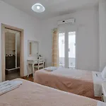 Akrogiali *